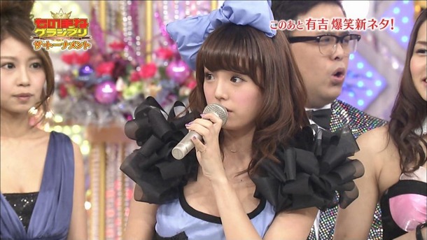 篠崎愛　巨乳グラドルがきゃりーぱみゅぱみゅのモノマネしてるTVキャプ画像 26