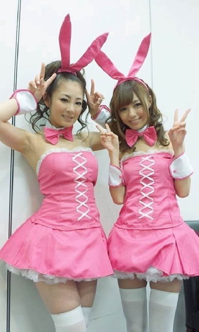 希志あいのバニーコスプレがエロい画像 1