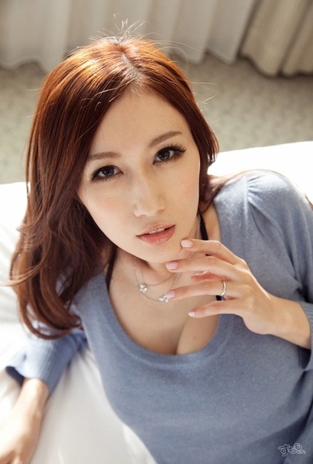 フェロモンたっぷりなAV女優　JULIAの抜けるエロ画像100枚 4