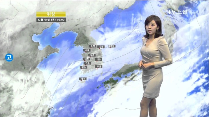 韓国のお天気お姉さんのミニスカートがエロい画像 21