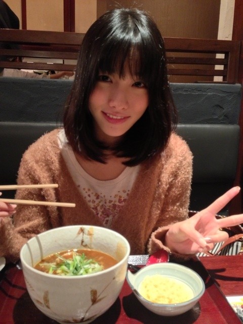 石原さとみ似グラドル 今野杏南のエロいおかず画像60枚 14