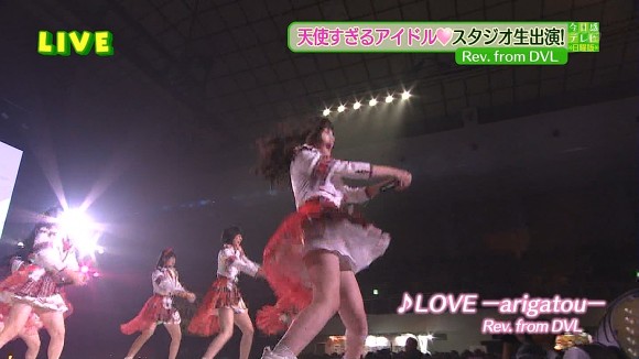 橋本環奈さんがライブ中にパンチラしてるエロ画像50枚 46