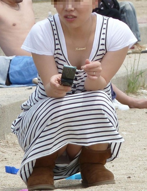 暖かくなってきたので素人のパンチラ盗撮エロ画像まとめ30枚 32