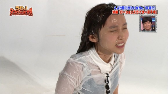 吉木りさが全身ローションまみれになってるエロ画像 10