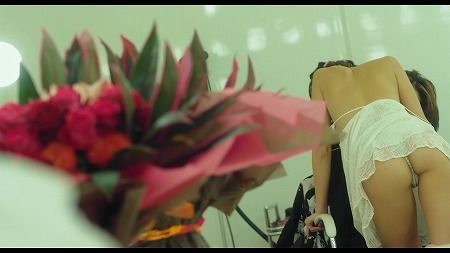 【画像】映画で見せた沢尻エリカのﾌﾟﾙﾌﾟﾙ美白おっぱいｗｗｗ 8