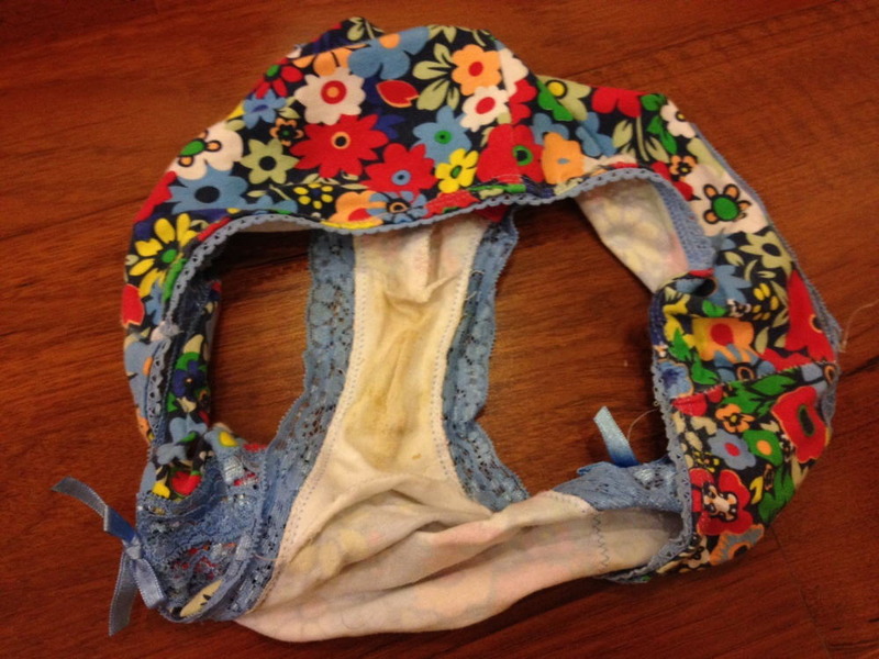 素人のシミ付きパンティ・下着って異常に興奮するよね 15