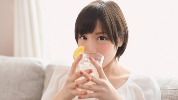 鈴村あいりと酒を飲んでエッチしてるエロ画像 11