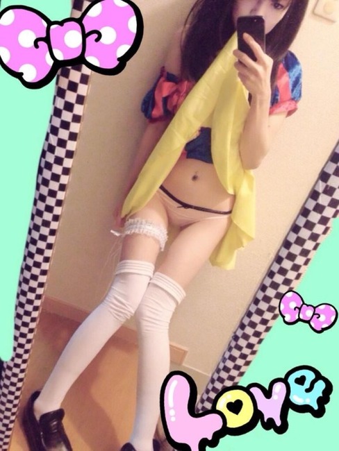 くびれがエロいコスプレイヤーの自撮りエロ写メ・画像30枚 15