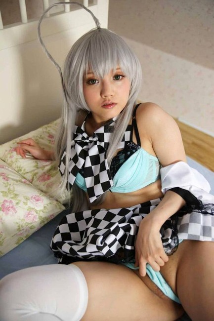 コスプレイヤーのお姉さんをパコパコしたくなるエロ画像 17