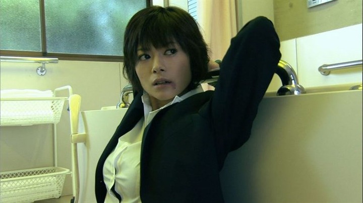 真木よう子が思ったより巨乳でエロい画像 8