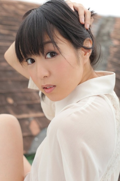 七海なな（ななうみなな)引退したAV女優の抜けるエロ画像 7