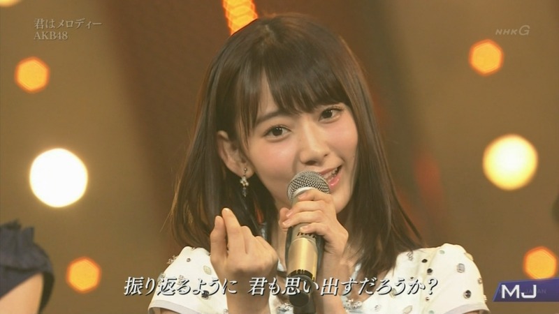 AKB48　宮脇咲良がパンチラしてるエロ画像 15