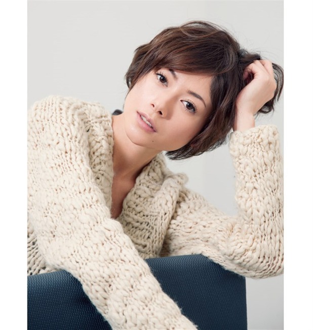 真木よう子が思ったより巨乳でエロい画像 15