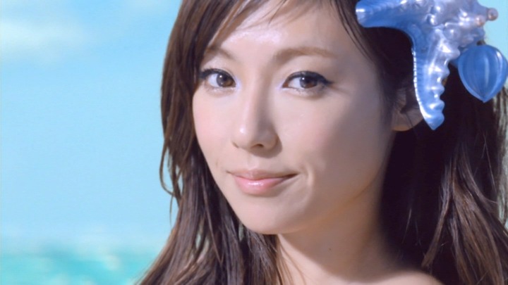 【画像】深田恭子 まるで人妻AVのパッケージと評判の表紙エロ撮影 14
