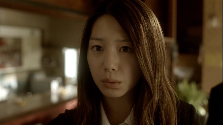 夏帆が制服姿で開脚パンチラしてるエロキャプ画像 12