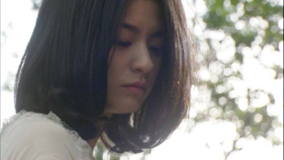 尾野真千子(29)女優の濡れ場で乳首が見えてるお宝エロ画像まとめ 22
