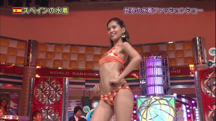 世界の水着ファッションショーがエロい 5