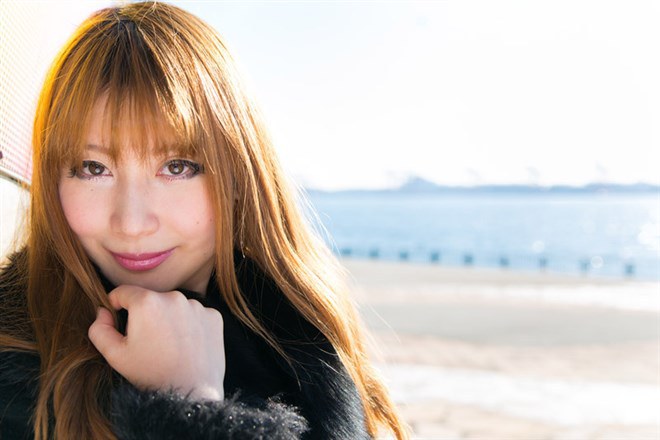 夏川マノンの美脚、太ももがセクシーな画像 5