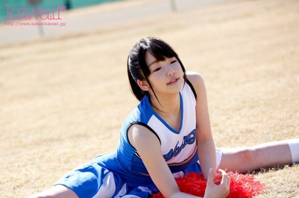 チアリーディングしてる素人女子大生をハメ撮り 4