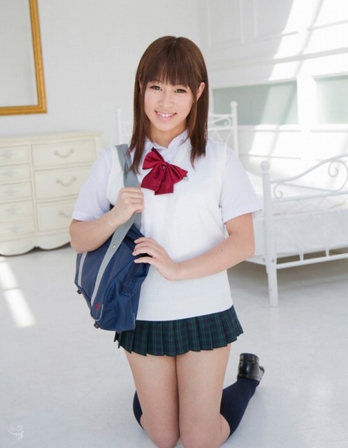 JK・制服姿のお姉さんのエロ画像 28
