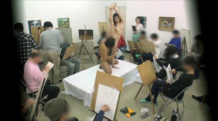 セックスしてる様子をデッサンしてるAVのエロ画像 25