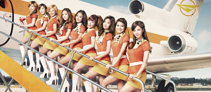 スカイマークの「ミニスカート制服」、CA労組が国に指導を要請--「業務に支障」「危険」 [03/17] 6
