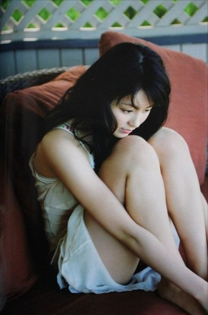 本仮屋ユイカ（もとかりやユイカ）女優の下着や水着姿が抜けるエロ画像 5