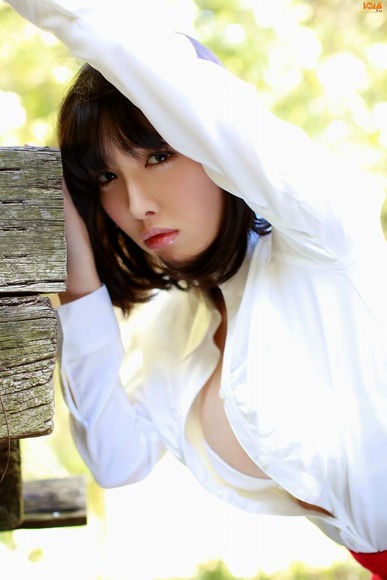 今野杏南と野外セックスしたくなるエロ画像 4