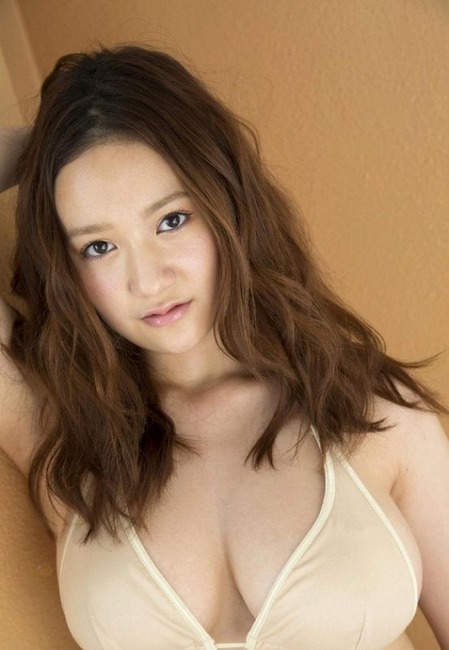 葉月ゆめのむちむちおっぱいを鷲掴みしたくなるエロ画像 10