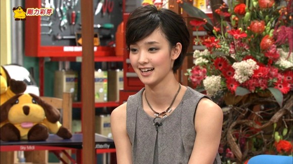 剛力彩芽の二の腕がエロいキャプ画像30枚 10