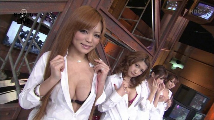 小向美奈子やAV女優たちがストリップ、OLパンチラしてるエロ画像80枚 8