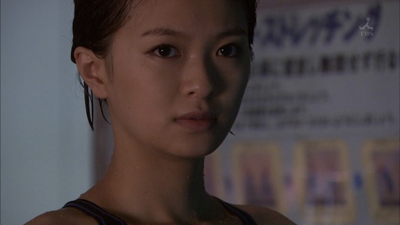 榮倉奈々（えいくらなな）女優のエロ水着画像ください！ 6