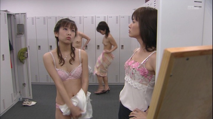 特命係長 只野仁 OLの着替えシーンってエロいよね。