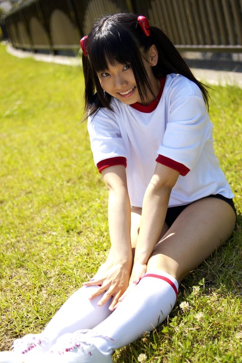 赤ブルマコスプレって妙に変態な気分になるよなｗｗｗｗｗ（画像あり） 9