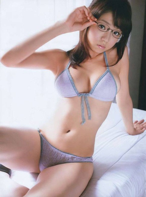 巨乳アイドルの抜けるエロ画像40枚 15