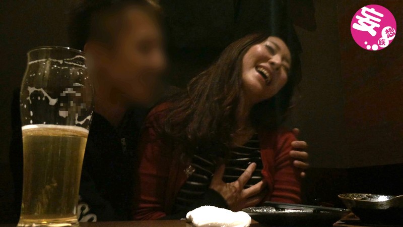 ヤリチンナンパ師が素人を居酒屋で泥酔させて自宅でハメ撮りしてるエロ動画