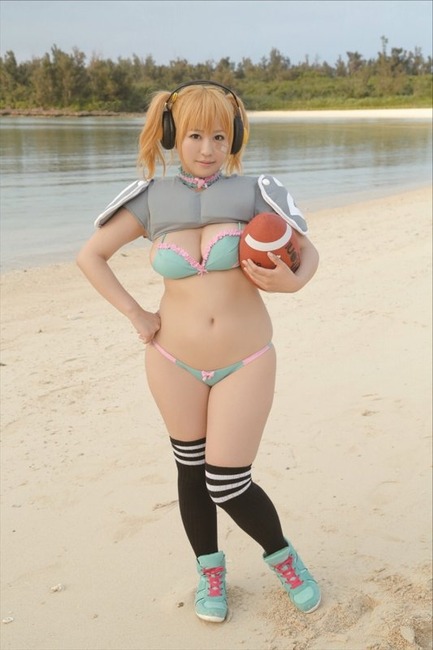 水樹たま ぽっちゃりグラドルのメイド・コスプレ画像など。 6