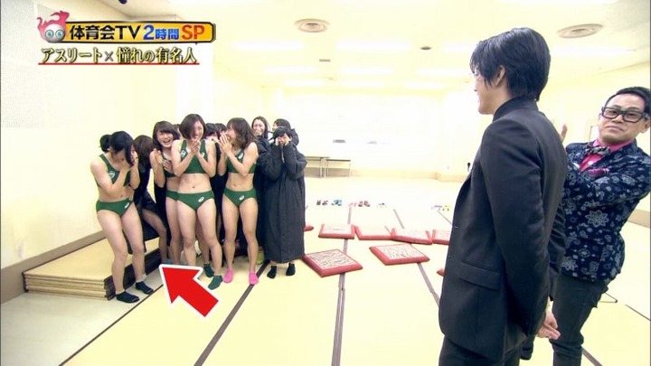 体育会TVの陸上部のユニフォームがエロいキャプ画像 11