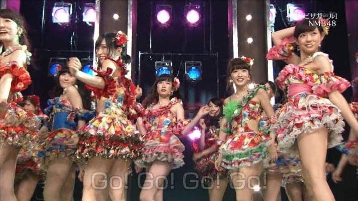 NMB48が超ミニスカ衣装で踊ってるエロ画像30枚　【イビサガール】 23