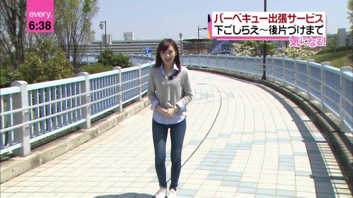 伊藤綾子　美人女子アナのサンタコスプレがエロい画像まとめ 3