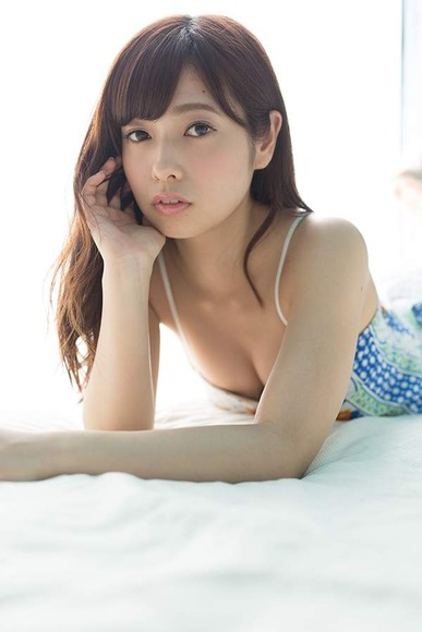 斉藤優里　クールな視線が可愛い画像まとめ 15