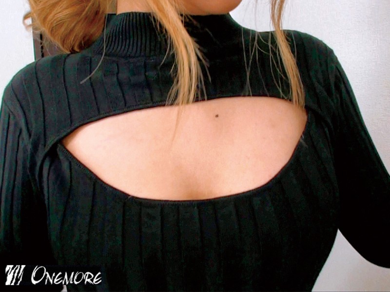 胸開きタートルネックを着てる素人美女はヤレルと信じてナンパしてるエロ動画 6