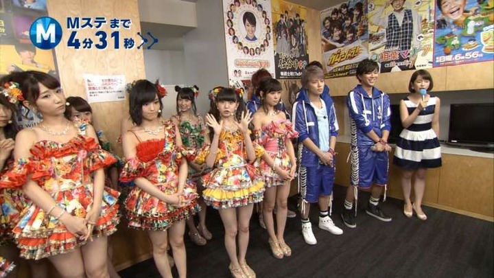 Mステに出演してるNMB48メンバーの衣装がエロい 2