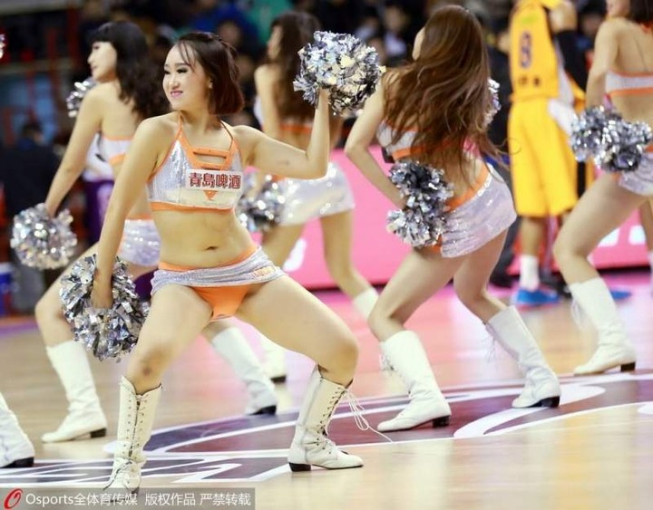 台湾のチアリーダーもアンスコ見えまくっててエロい 22