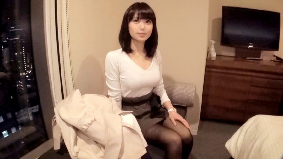 オナニー好きですぐにパンツの中に手を突っ込んじゃう変態素人をハメ撮り 6