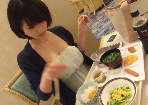 【画像100枚】岸明日香とかいうぐうエロムチムチおっぱいドロリッチｗｗｗｗｗｗｗ 79