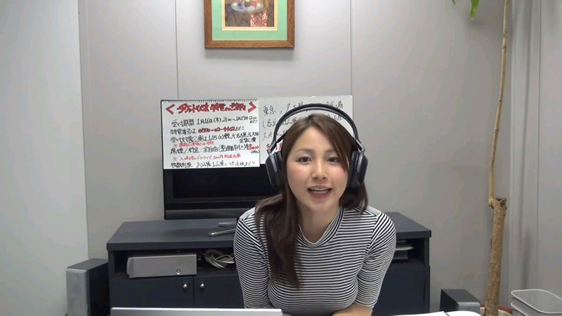 吉川友の紫ビキニがエロい画像 36