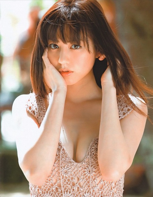 杉本有美　グラビアアイドルの胸の谷間がエロい画像まとめ 29