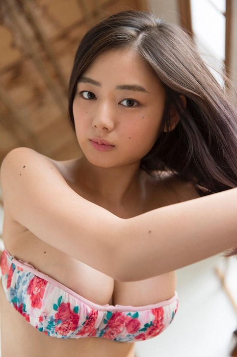 今年ブレイクしそうなグラビアアイドルのエロ画像　2016年 13