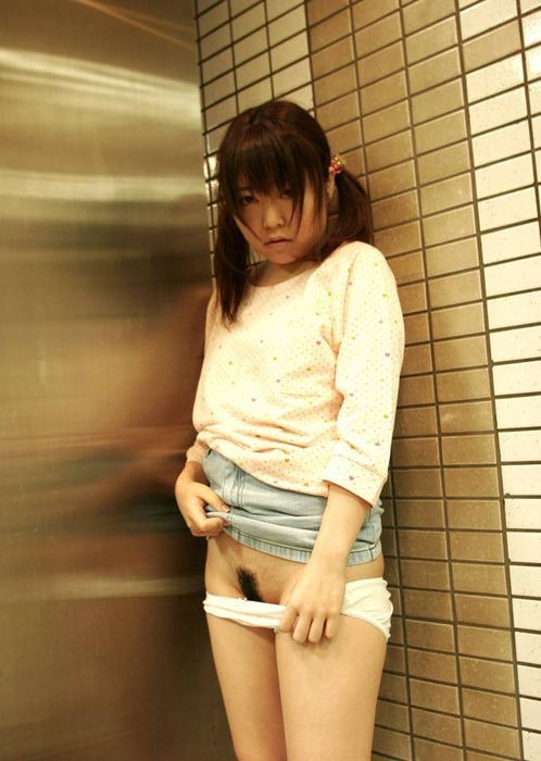 ツインテールで可愛い女の子のエロ画像45枚 16